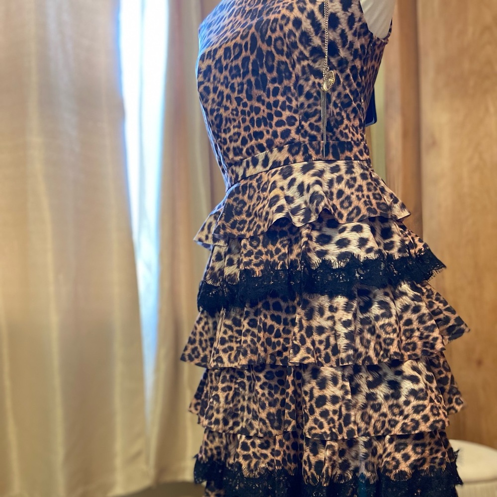 Iconic animal print dress.